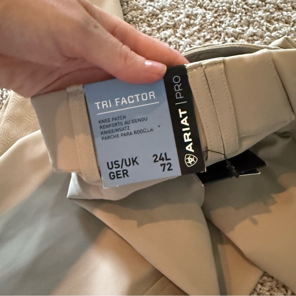 Ariat Women's Beige Riding Breeches - Picture 2 of 2